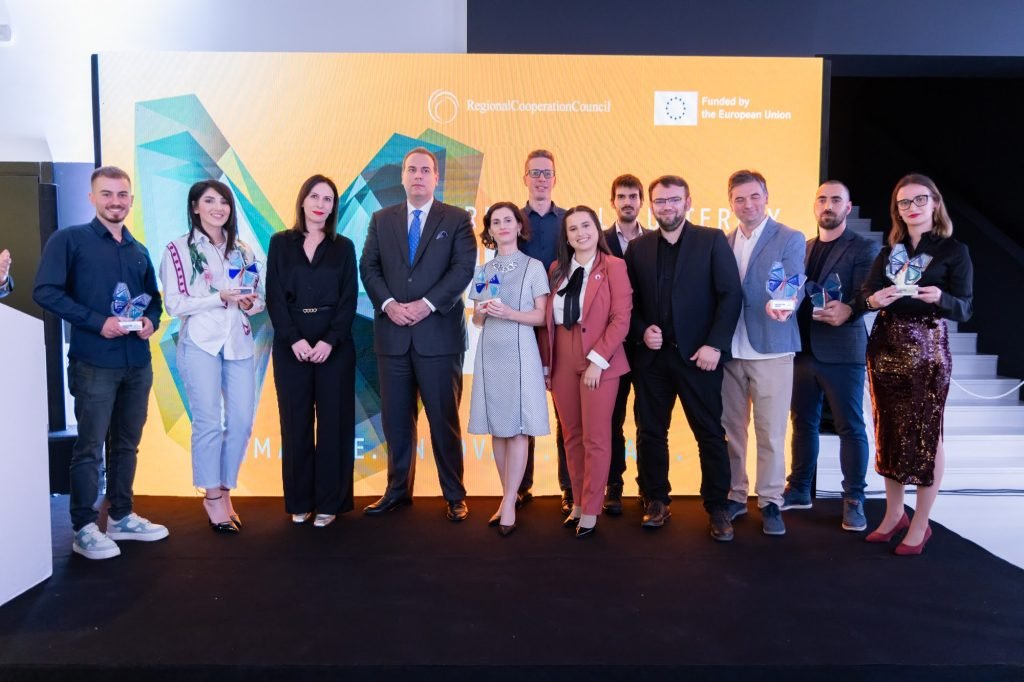 dp 1163 54166648297 o